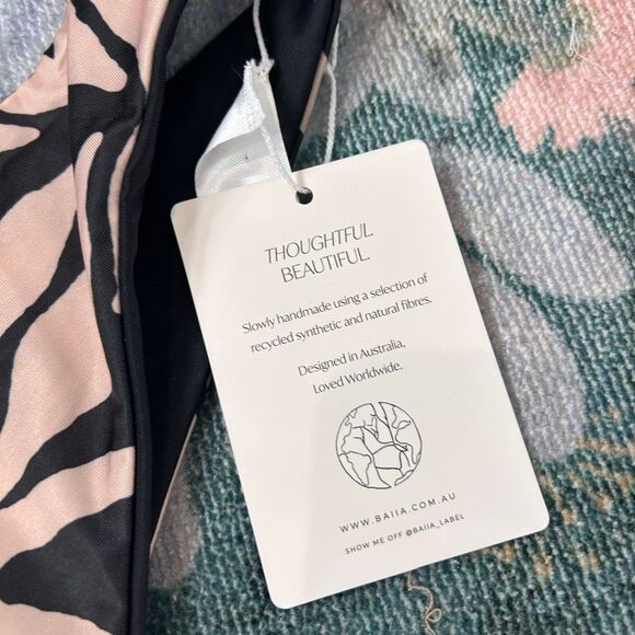 NWT Baiia Swim Bikini Top 14 Black Animal Print Reversible Wrap Tan One Shoulder - Picture 9 of 13